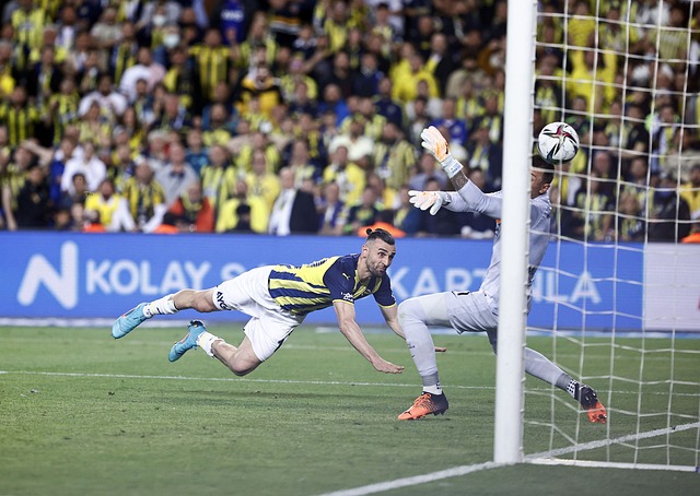 兩隊勢均力 兩隊勢均力